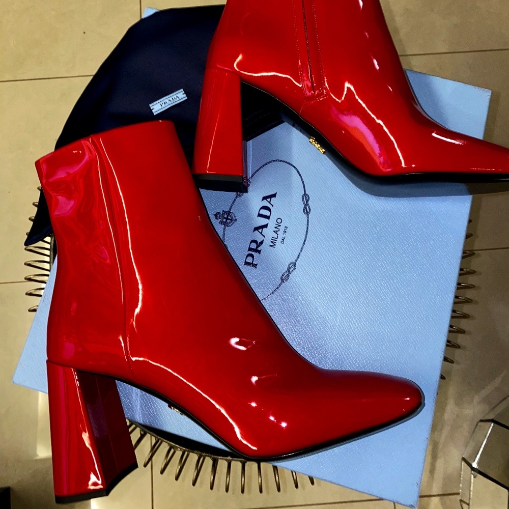 NEW PRADA patent-leather ankle boots